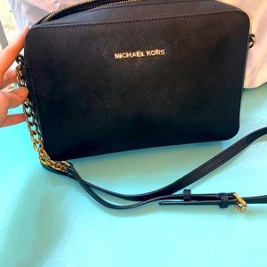 Very loved black Michael kors!